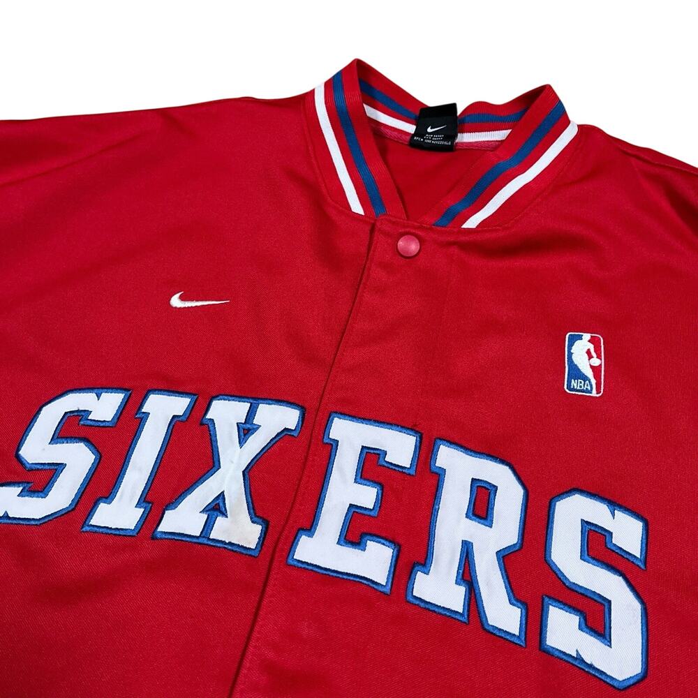 Vintage Nike Team Philadelphia Sixers Size 4XL NBA Basketball Warmup Jersey Y2K